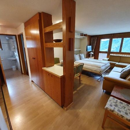 Aparthotel Ambassador ベルヴァルト エクステリア 写真