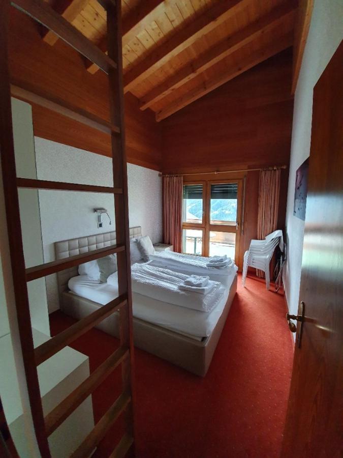 Aparthotel Ambassador ベルヴァルト エクステリア 写真