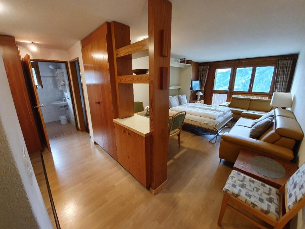 Aparthotel Ambassador ベルヴァルト エクステリア 写真